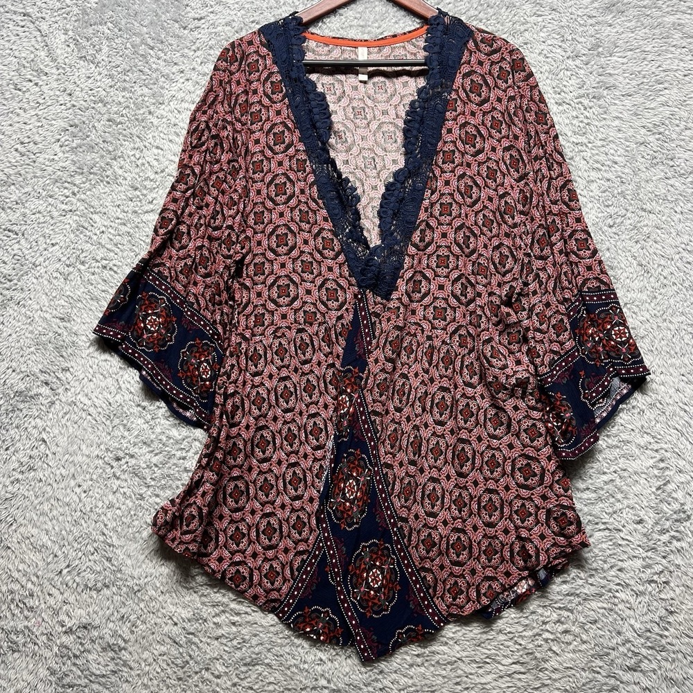 Xhilaration Kimono Women Medium Red Geometric Open Front Embriodered Lightweight